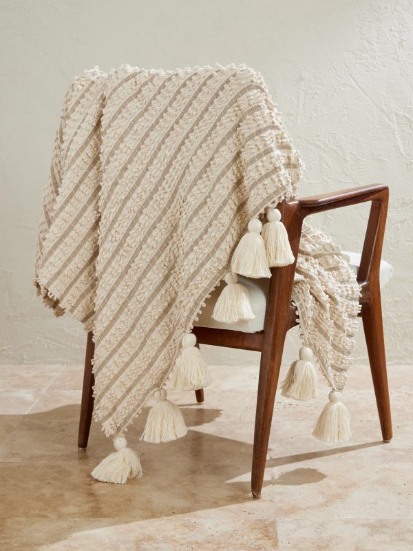 Cassia Tasseled Cotton Throw Cassia Tasseled Cotton Throw