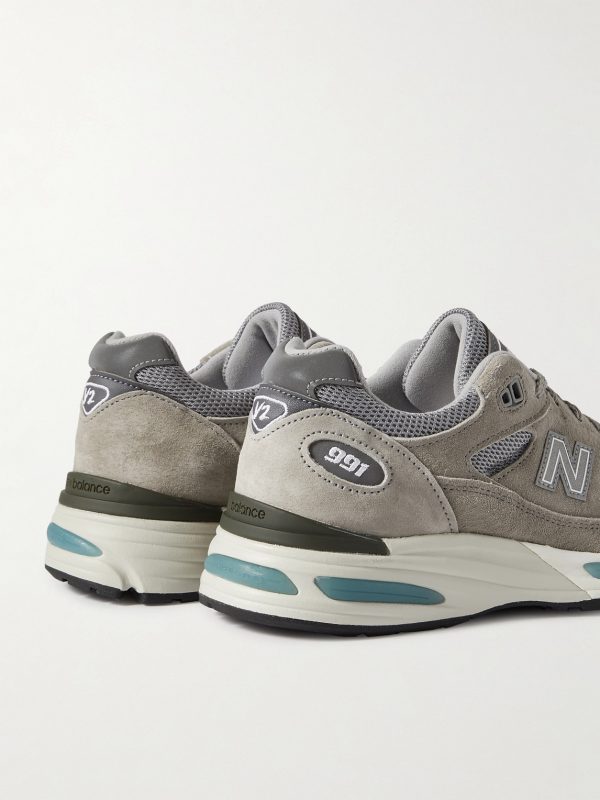 991v2 Suede and Mesh Sneakers - BK 991v2 Suede and Mesh Sneakers - BK