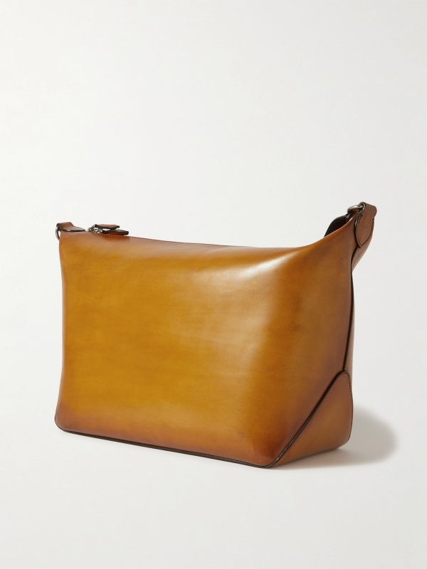 Toujours Venezia Leather Messenger Bag - BK Toujours Venezia Leather Messenger Bag - BK