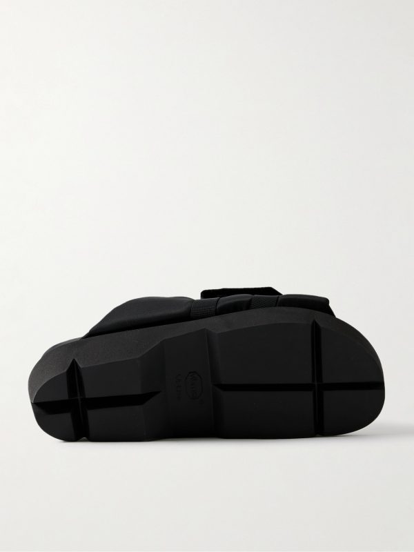 Webbing-Trimmed Shell Slides - E1 Webbing-Trimmed Shell Slides - E1
