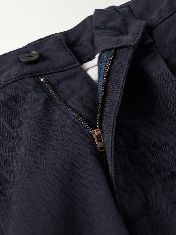 Straight-Leg Pleated Herringbone Cotton Trousers - E1