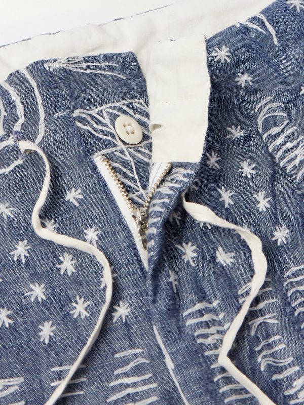 Wide-Leg Pleated Embroidered Cotton-Chambray Drawstring Shorts - E1 Wide-Leg Pleated Embroidered Cotton-Chambray Drawstring Shorts - E1