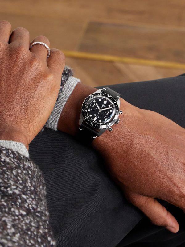 Divers Sixty-Five Automatic Chronograph 40mm Stainless Steel and Leather Watch, Ref. No. 01 771 7791 4054-07 6 20 01 - OU Divers Sixty-Five Automatic Chronograph 40mm Stainless Steel and Leather Watch, Ref. No. 01 771 7791 4054-07 6 20 01 - OU