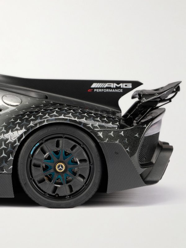 Mercedes-AMG ONE 1:18 Model Car - CU Mercedes-AMG ONE 1:18 Model Car - CU