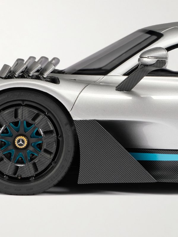 Mercedes-AMG ONE 1:18 Model Car - E3 Mercedes-AMG ONE 1:18 Model Car - E3