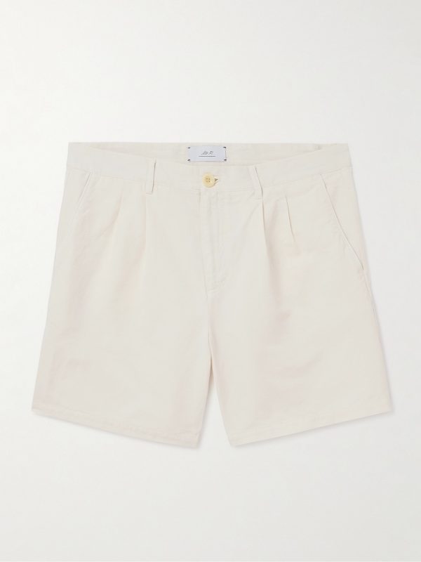 Straight-Leg Pleated Cotton and Linen-Blend Twill Shorts