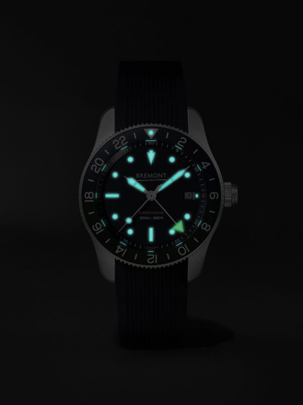 The Supermarine S302 JET Automatic GMT 40mm Stainless Steel and Rubber Watch, Ref. S302-BLGN-R-S - E5 The Supermarine S302 JET Automatic GMT 40mm Stainless Steel and Rubber Watch, Ref. S302-BLGN-R-S - E5