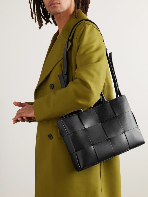 Small E/W Arco Intrecciato Leather Tote Bag - OU
