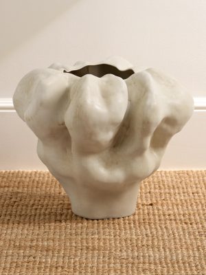 Timna Porcelain Vase Timna Porcelain Vase