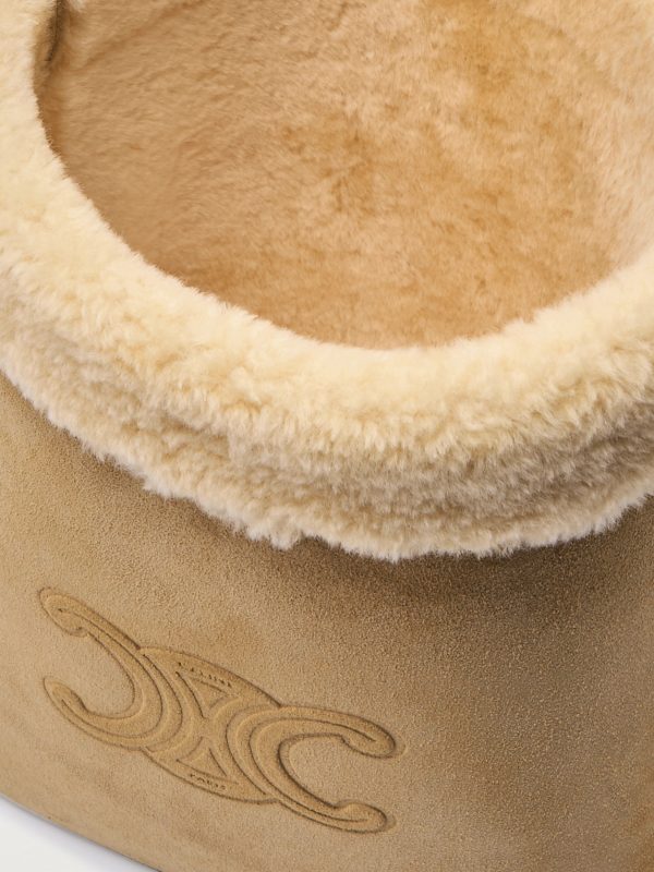 Triomphe Logo-Embossed Shearling Bucket Bag - E1