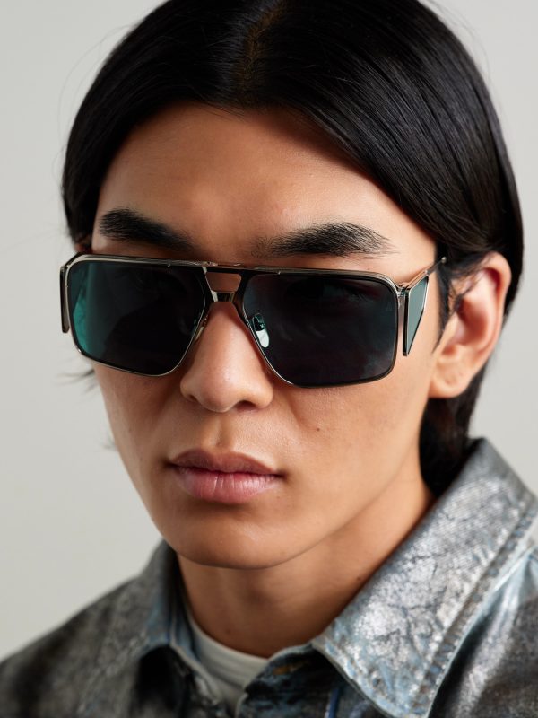 + Valentino Rossi Assen Aviator-Style Silver-Tone Sunglasses - OU + Valentino Rossi Assen Aviator-Style Silver-Tone Sunglasses - OU