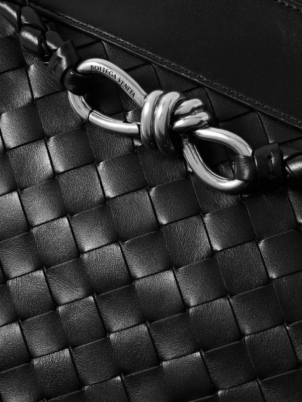 Flat Andiamo Intrecciato Leather Messenger Bag - CU Flat Andiamo Intrecciato Leather Messenger Bag - CU