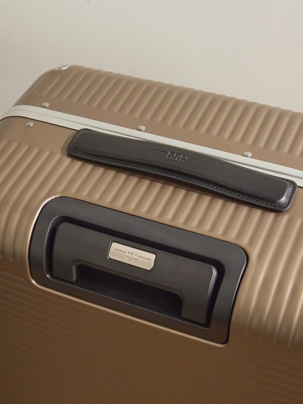 Bank Light 68cm Leather-Trimmed Makrolon® Polycarbonate Spinner Suitcase - CU