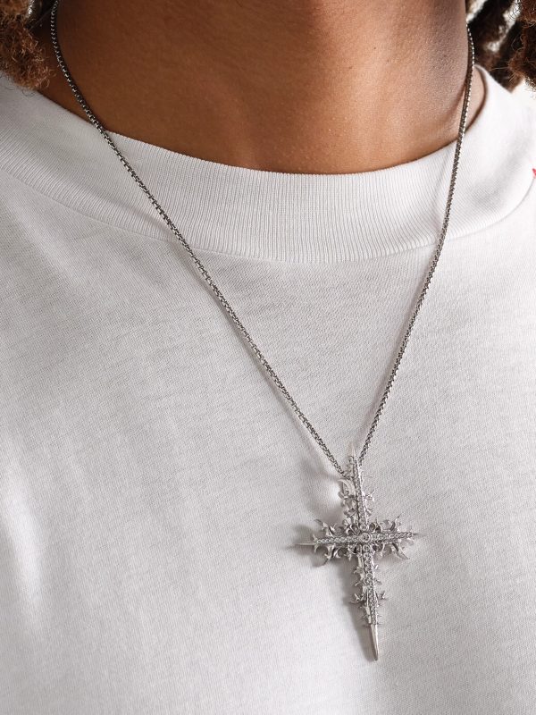 Nirvana 14-Karat White Gold Diamond Pendant - FR Nirvana 14-Karat White Gold Diamond Pendant - FR