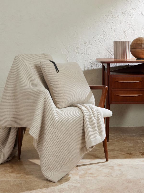 Ribbed Cashmere Blanket - OU