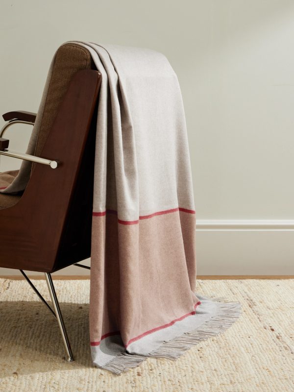 Fringed Colour-Block Silk Blanket Fringed Colour-Block Silk Blanket