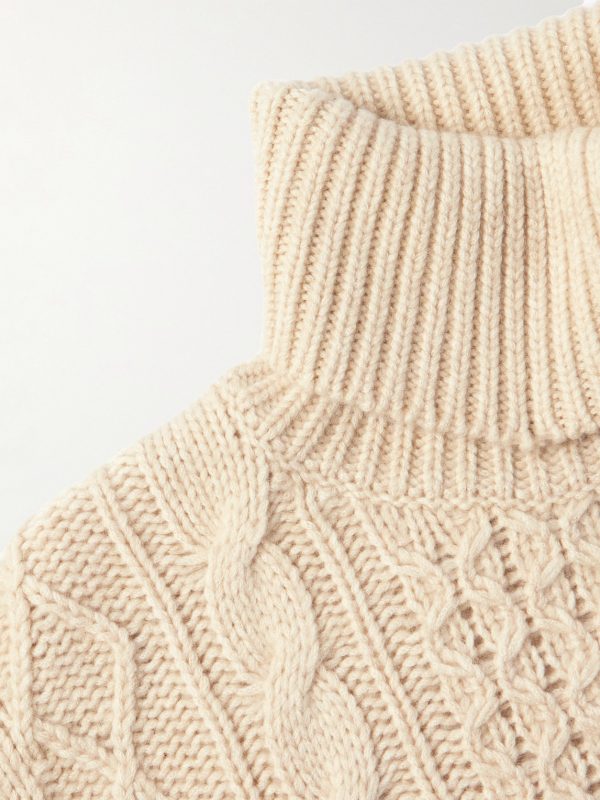 Cable-Knit Rollneck Sweater - CU