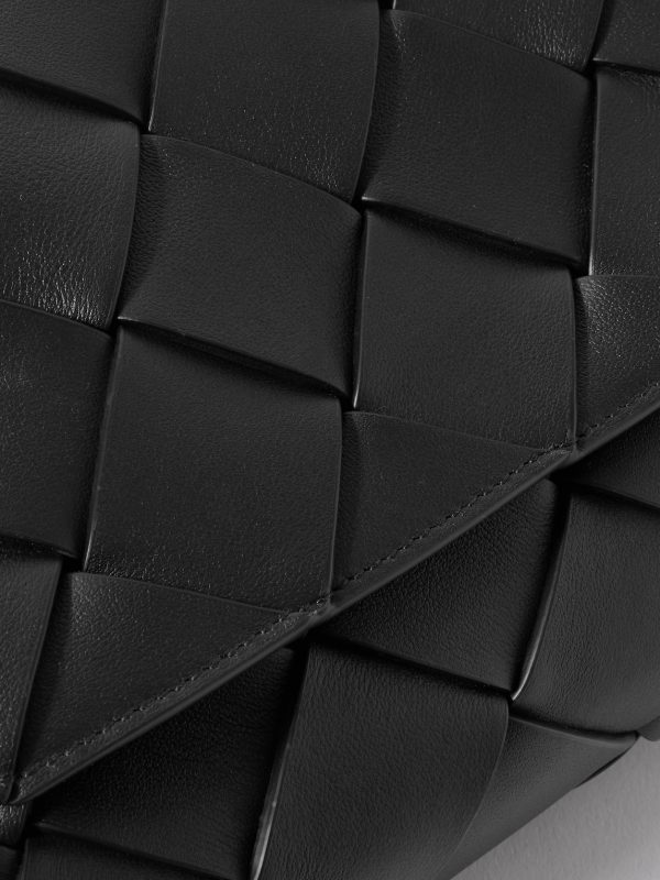 Diago Intrecciato Leather Pouch - CU Diago Intrecciato Leather Pouch - CU