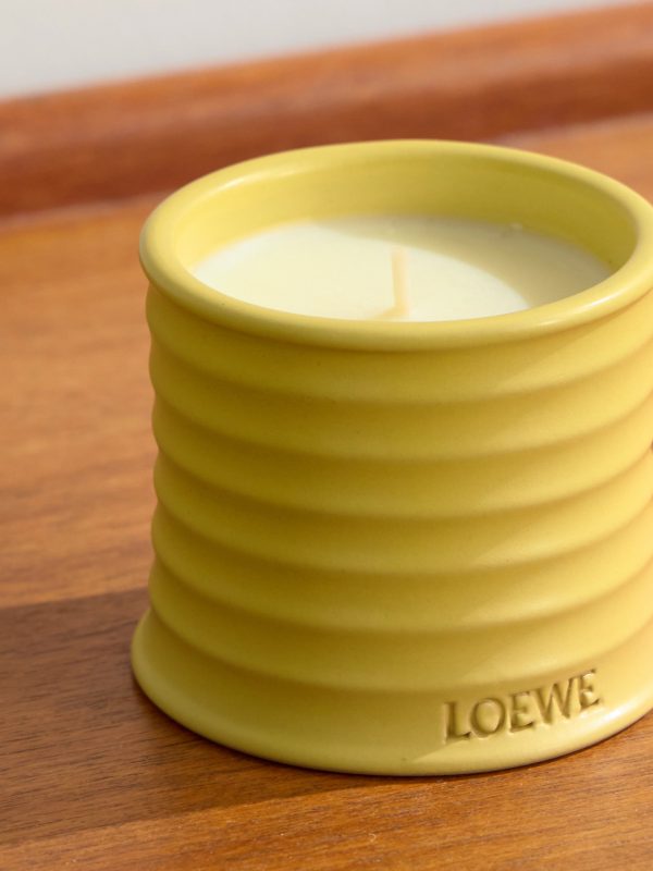 Honeysuckle Small Scented Candle, 170g - CU Honeysuckle Small Scented Candle, 170g - CU