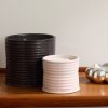 Oregano Medium Scented Candle, 610g - OU Oregano Medium Scented Candle, 610g - OU