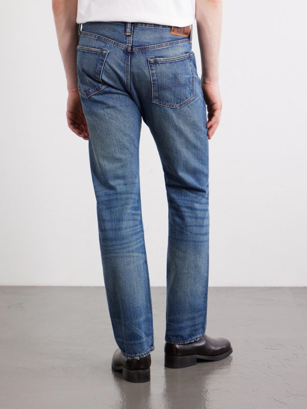 Straight-Leg Jeans - BK Straight-Leg Jeans - BK