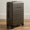 H7 Carry-On Hardshell Suitcase H7 Carry-On Hardshell Suitcase