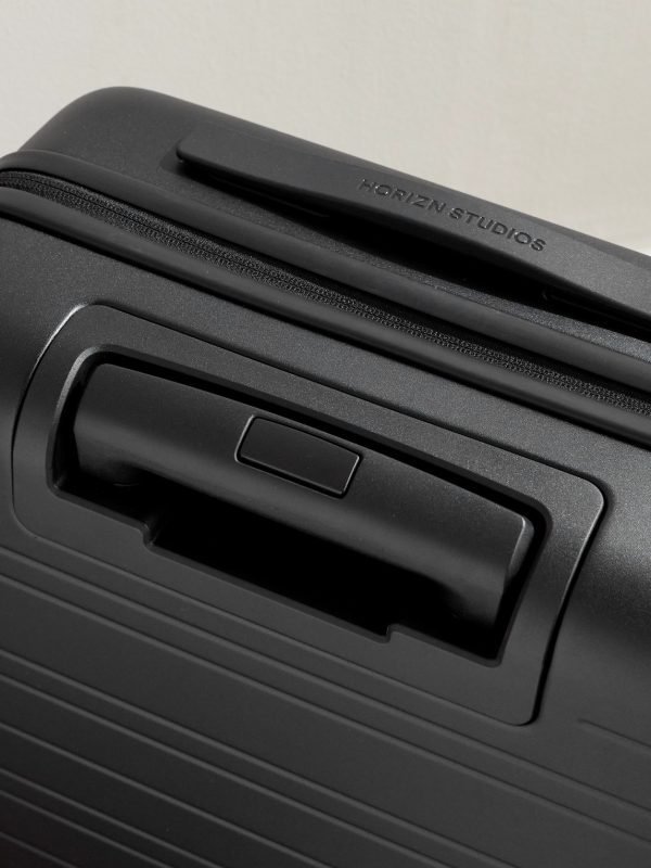 H5 Essential ID 55cm Polycarbonate Suitcase - CU H5 Essential ID 55cm Polycarbonate Suitcase - CU