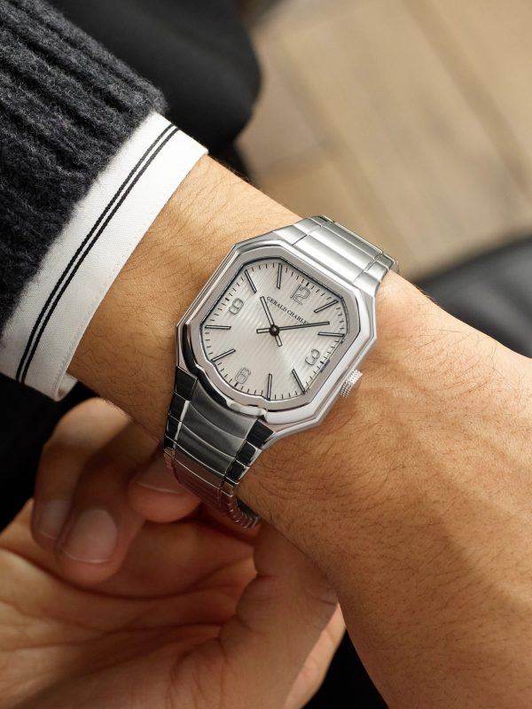 Masterlink 2H Automatic 38mm Stainless Steel Watch, Ref. No. ML1.0-A-01 - OU