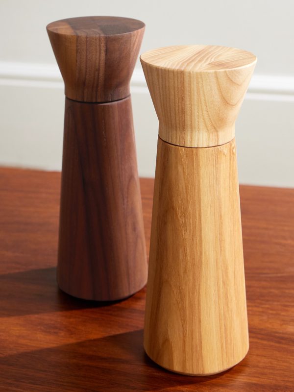 Istria Oak and Walnut Salt and Pepper Mills - CU Istria Oak and Walnut Salt and Pepper Mills - CU