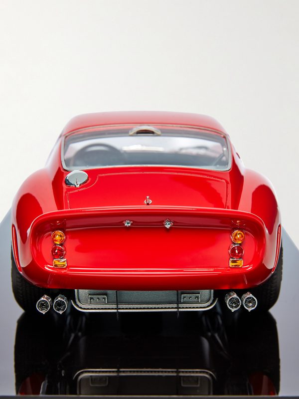+ Amalgam Collection Ferrari 250 GTO 1:18 Model Car - BK + Amalgam Collection Ferrari 250 GTO 1:18 Model Car - BK