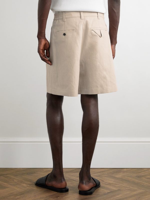 Straight-Leg Pleated Linen and Cotton-Blend Twill Shorts - BK