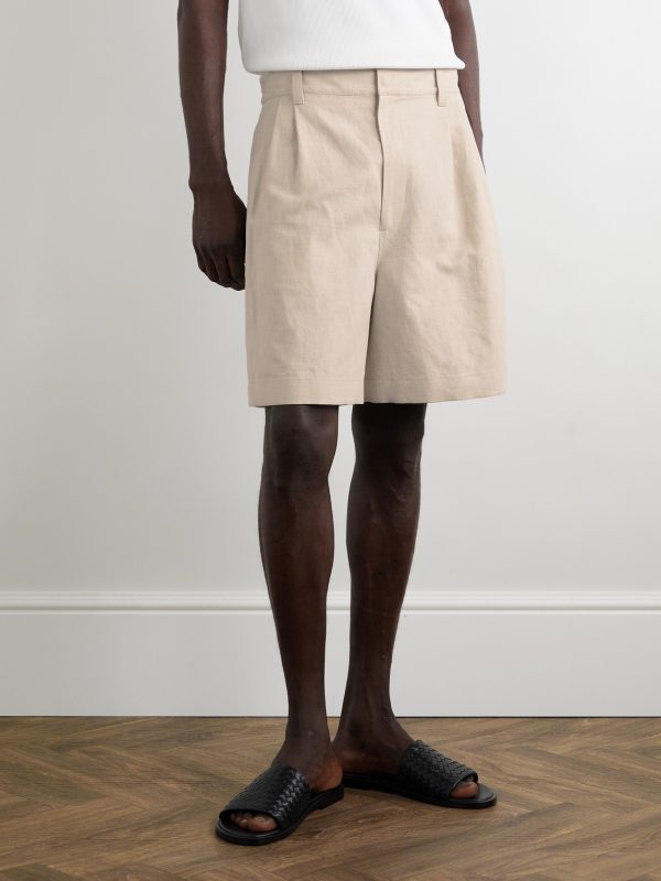 Straight-Leg Pleated Linen and Cotton-Blend Twill Shorts - FR