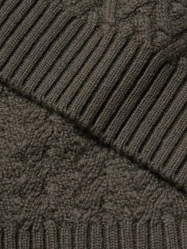 Wool and Cashmere-Blend Sweater Vest - E1 Wool and Cashmere-Blend Sweater Vest - E1