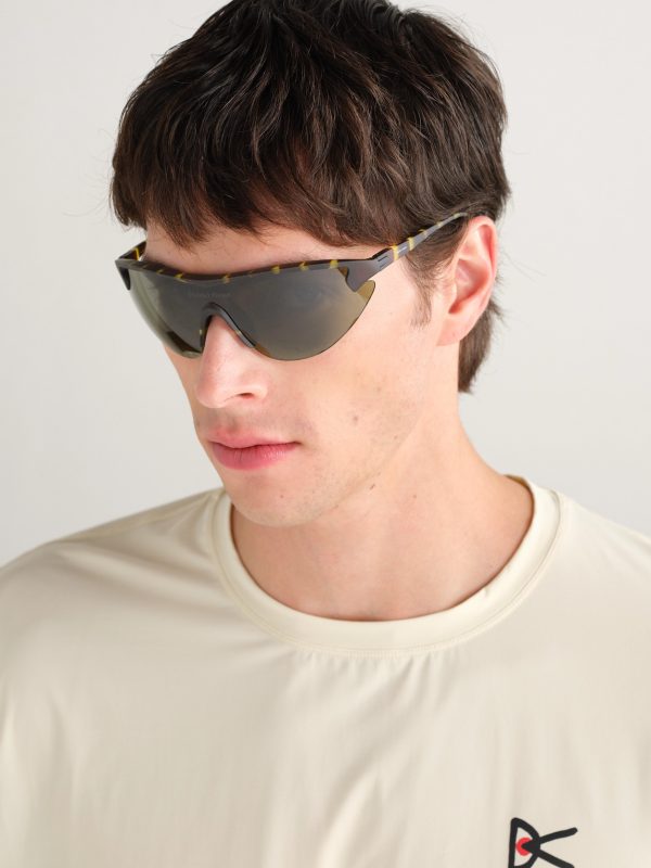 Yukinori Range Finder D-Frame Tortoiseshell Acetate Wrap-Around Sunglasses - OU Yukinori Range Finder D-Frame Tortoiseshell Acetate Wrap-Around Sunglasses - OU