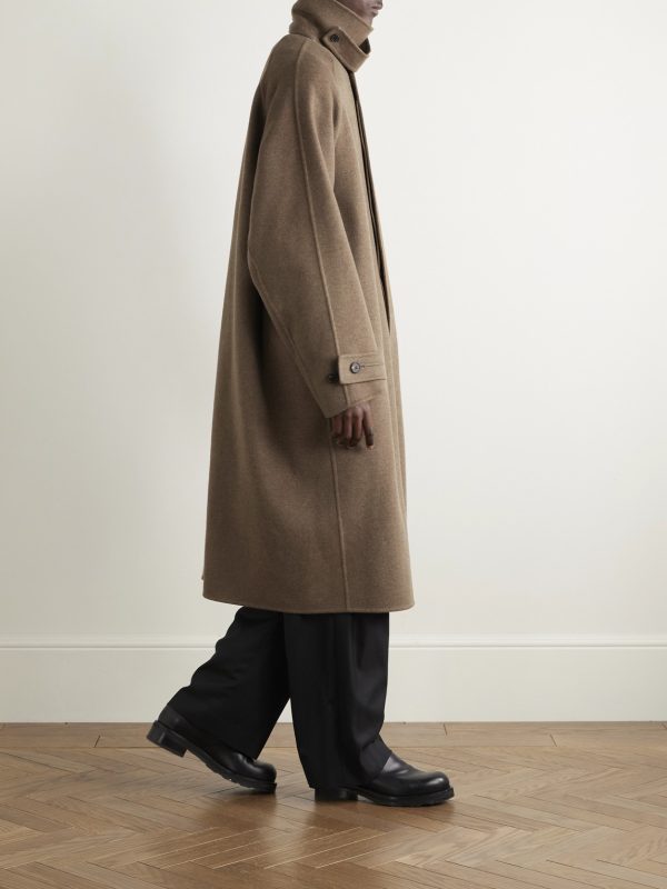 Kenet Oversized Cashmere and Virgin Wool-Blend Coat - OU