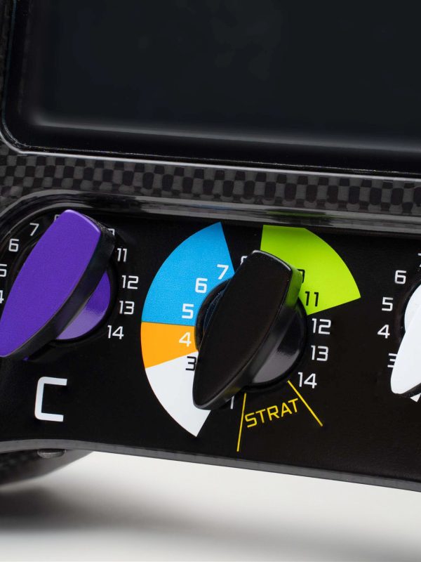 McClaren MCL38 (2024) 1:1 Model Steering Wheel - E2