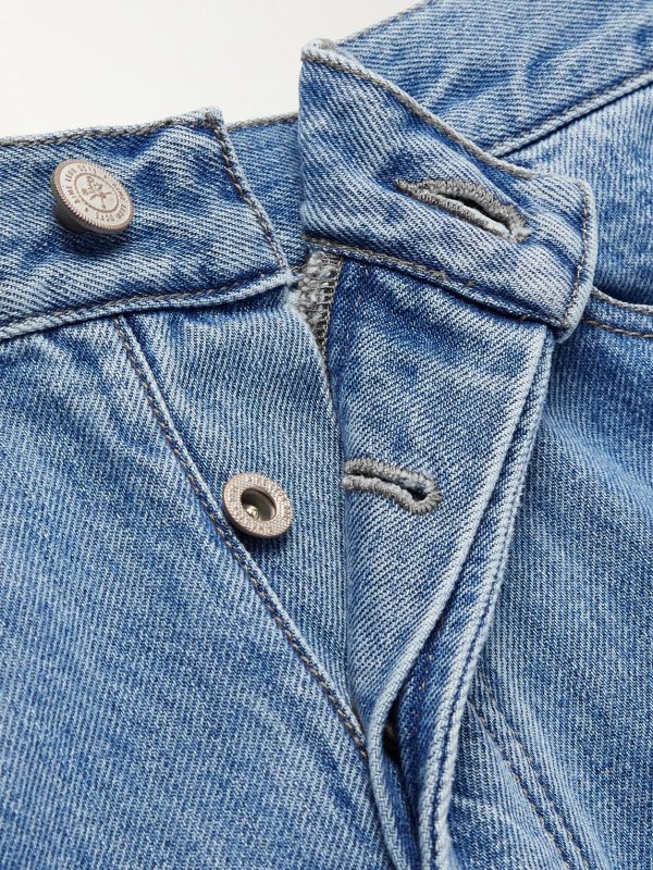 Straight-Leg Jeans - E1