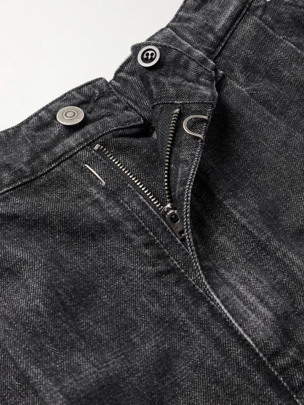 Pleated Wide-Leg Jeans - E1 Pleated Wide-Leg Jeans - E1