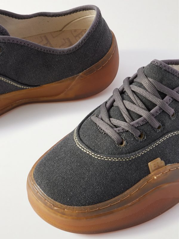 Coupe Canvas Sneakers - CU Coupe Canvas Sneakers - CU
