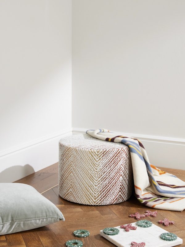 Island Outdoor Canvas-Trimmed Bouclé Ottoman - OU Island Outdoor Canvas-Trimmed Bouclé Ottoman - OU