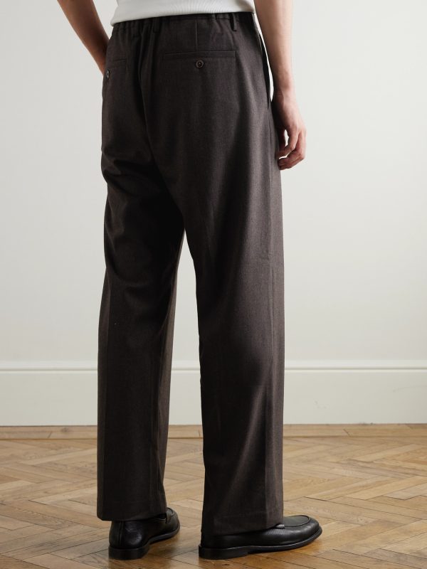 Kay Straight-Leg Pleated Woven Trousers - BK Kay Straight-Leg Pleated Woven Trousers - BK