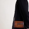 Jour de Poche Venezia Leather Messenger Bag - FR