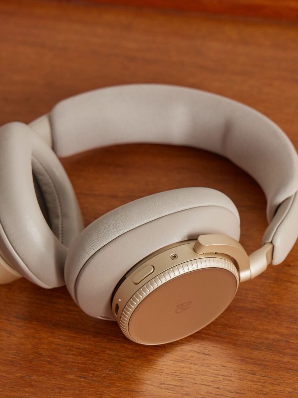 Beoplay H100 Wireless Headphones - CU Beoplay H100 Wireless Headphones - CU