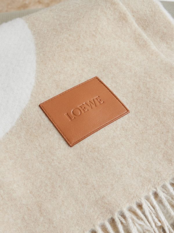 Anagram Leather-Appliquéd Fringed Logo-Jacquard Wool Blanket - CU