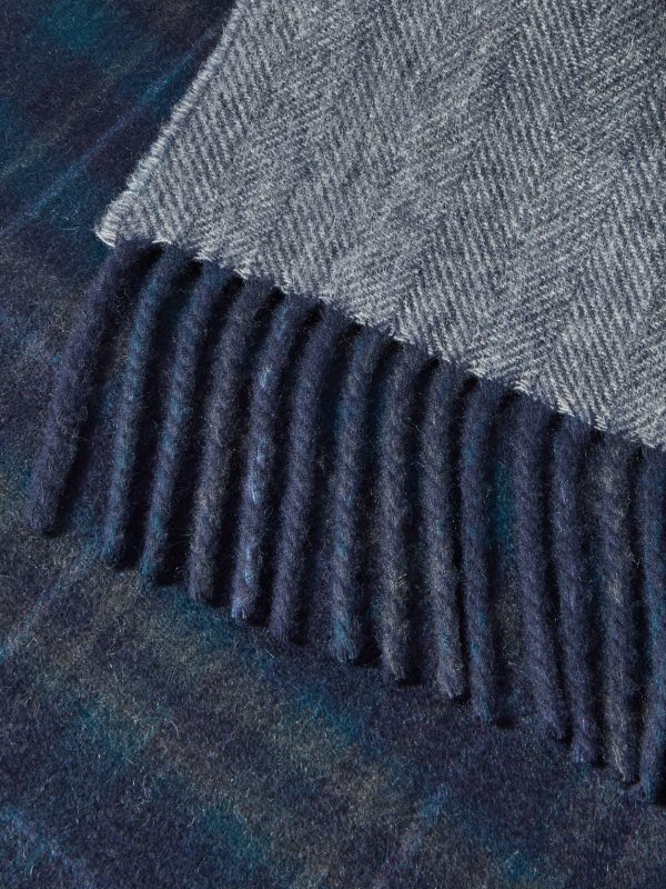 Reversible Fringed Checked and Herringbone Cashmere Scarf - CU Reversible Fringed Checked and Herringbone Cashmere Scarf - CU