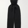 Ribbed Cashmere Scarf