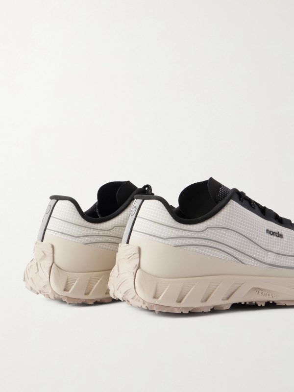 002 Dyneema® Running Sneakers - CU