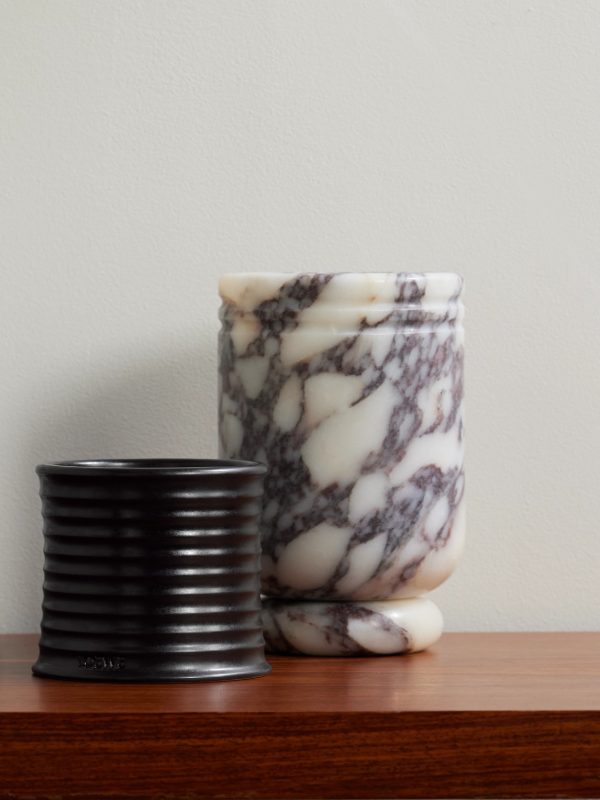 Palo Santo Medium Scented Candle, 610g - OU Palo Santo Medium Scented Candle, 610g - OU