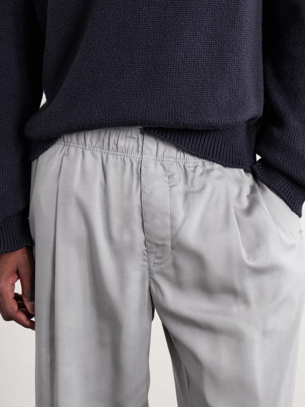 Leisure Straight-Leg Pleated Woven Trousers - CU Leisure Straight-Leg Pleated Woven Trousers - CU