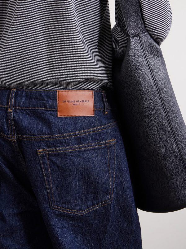 Straight-Leg Jeans - E1